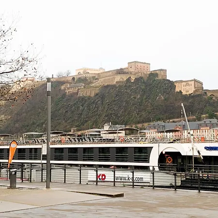 Rheinmeetsmosel Rheinufer Deutsches Eck *