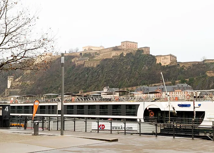 Rheinmeetsmosel Rheinufer Deutsches Eck *