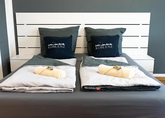 アパート Rheinmeetsmosel Rheinufer Deutsches Eck コブレンツ